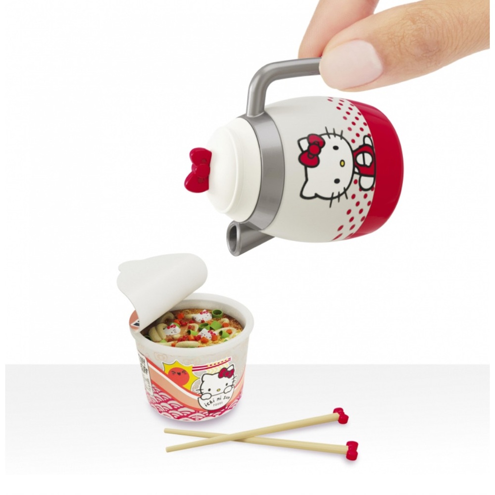 HELLO KITTY MINIVERSE NEW Ramen kit